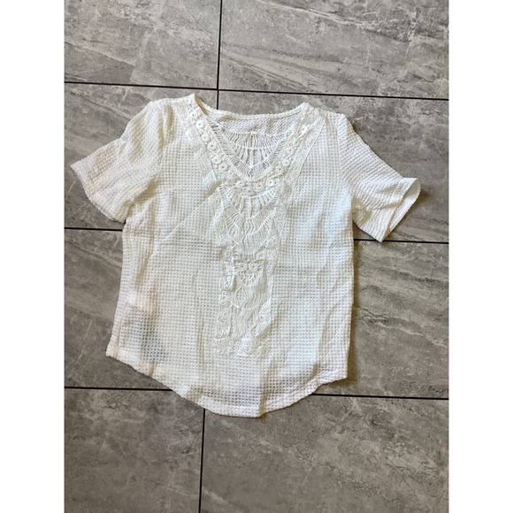 Cupshe Tops - Cupshe Womens White Waffle Knit Crochet Lace V-Neck Short Sleeve Top Small NEW